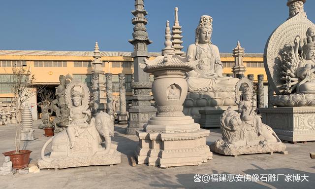 石雕孔子像在不同地域的特色表现